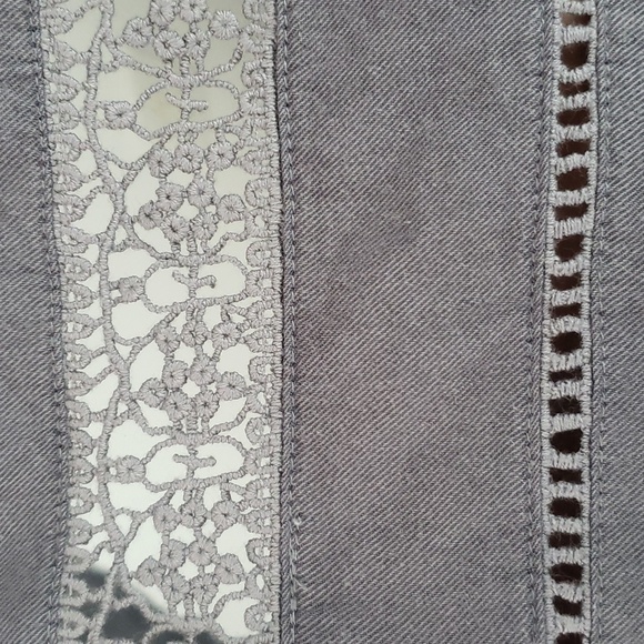 Old Navy blouse medium - Picture 7 of 7